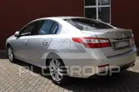 2011 Renault Latitude