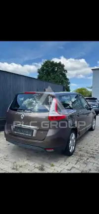 2011 Renault Grand Scenic
