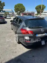 2011 Opel Astra