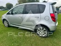 2004 Mitsubishi Colt