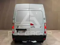 2012 Nissan NV 400