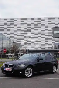 2012 BMW 318