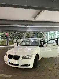 2012 BMW 318