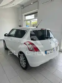 2012 Suzuki SWIFT
