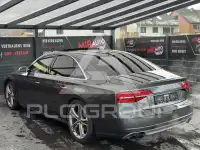 2012 Audi S8