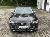 2012 Audi S8