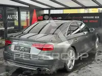 2012 Audi S8