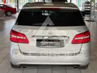 2012 Mercedes Benz B 200
