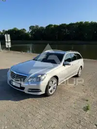 2012 Mercedes Benz E 220