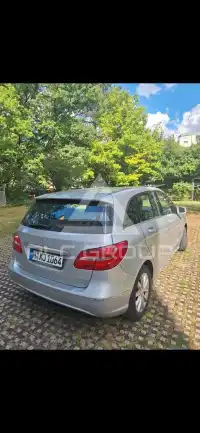 2012 Mercedes Benz B 180