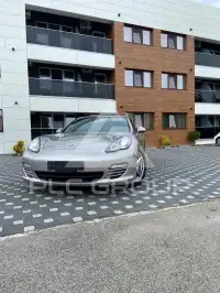 2012 Porsche Panamera