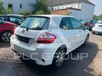2012 Toyota AURIS