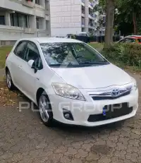 2012 Toyota AURIS