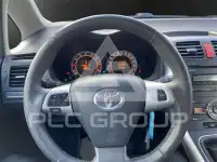 2012 Toyota AURIS