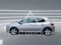 2012 Toyota AURIS