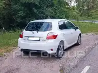 2012 Toyota AURIS