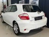 2012 Toyota AURIS