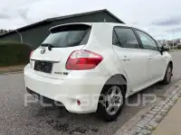 2012 Toyota AURIS