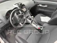 2012 Toyota AURIS
