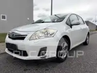 2012 Toyota AURIS