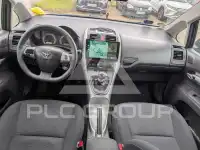 2012 Toyota AURIS