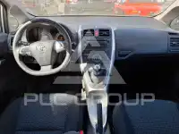 2012 Toyota AURIS