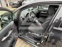 2012 Toyota AURIS