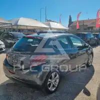 2012 Peugeot 208