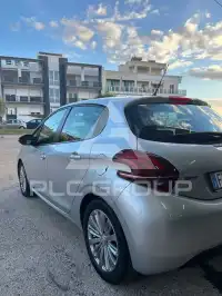 2012 Peugeot 208