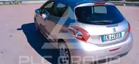 2012 Peugeot 208