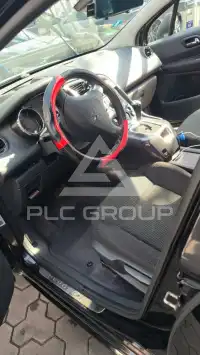 2012 Peugeot 5008