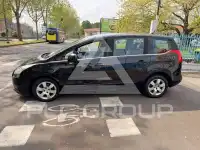 2012 Peugeot 5008