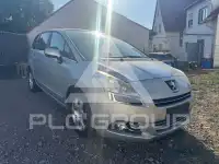 2012 Peugeot 5008