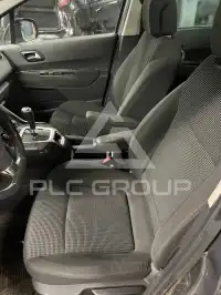 2012 Peugeot 5008