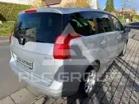 2012 Peugeot 5008