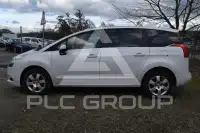 2012 Peugeot 5008