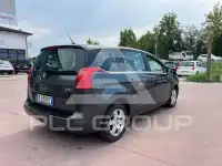 2012 Peugeot 5008