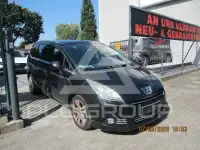 2012 Peugeot 5008