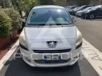 2012 Peugeot 5008