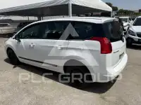 2012 Peugeot 5008
