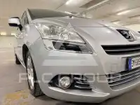 2012 Peugeot 5008