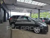 2012 Peugeot 5008