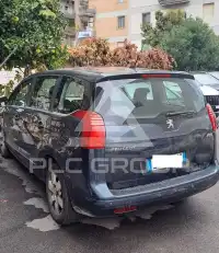 2012 Peugeot 5008