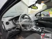 2012 Peugeot 5008