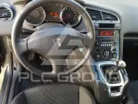 2012 Peugeot 5008
