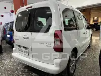 2012 Peugeot Partner