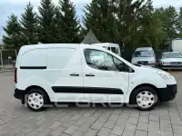 2012 Peugeot Partner