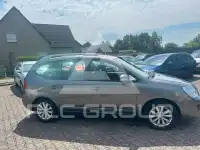 2012 KIA Carens