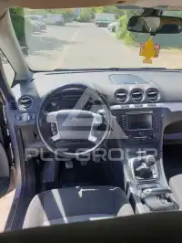 2012 Ford GALAXY