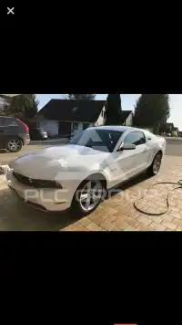 2012 Ford MUSTANG